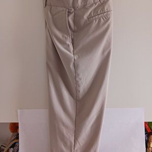 Izod golf pants 38x30